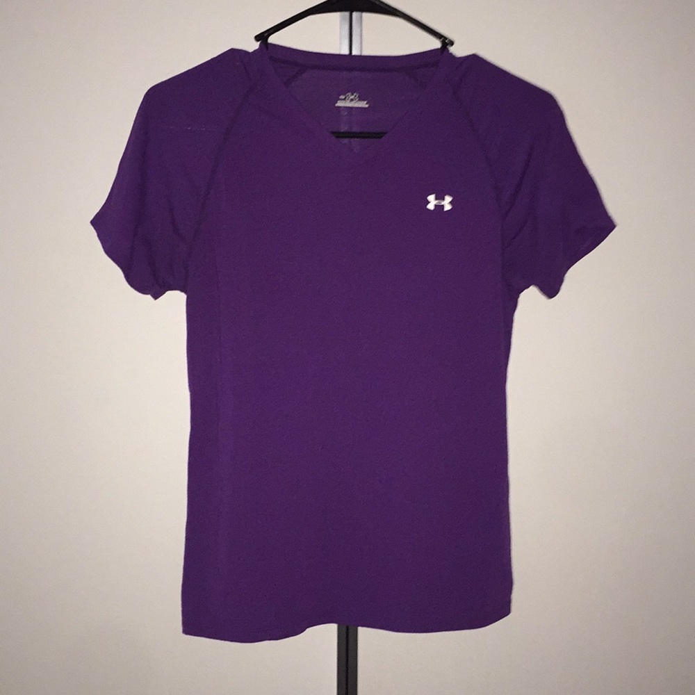 Under armour t shirt size s/m